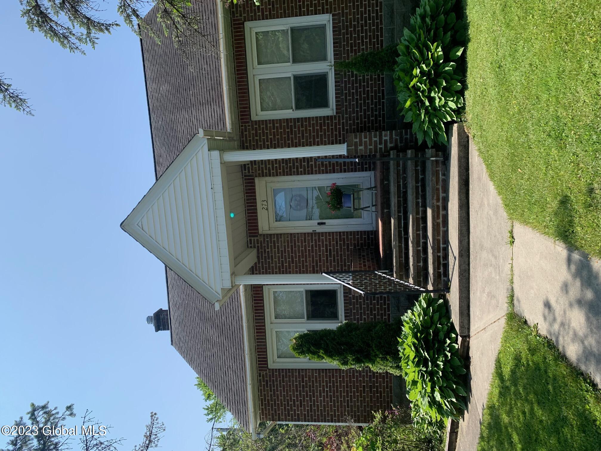 273 Giffords Church Road Schenectady, NY 12306 - Photo 1 of 19 Front House