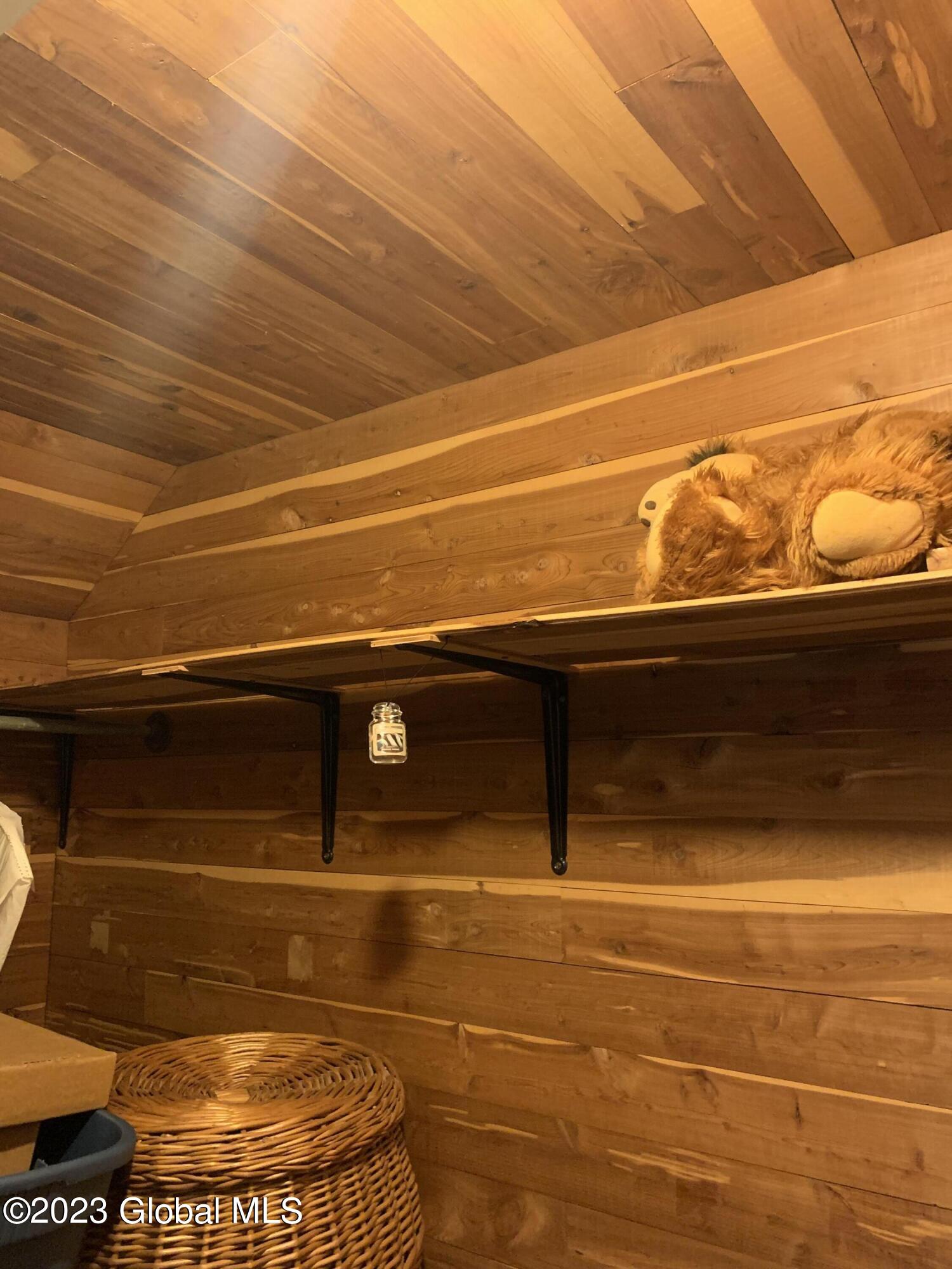 273 Giffords Church Road Schenectady, NY 12306 - Photo 14 of 19 Cedar Closet
