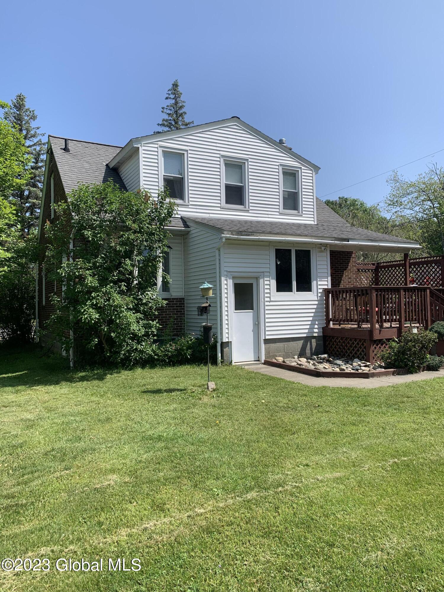 273 Giffords Church Road Schenectady, NY 12306 - Photo 8 of 19 Back house