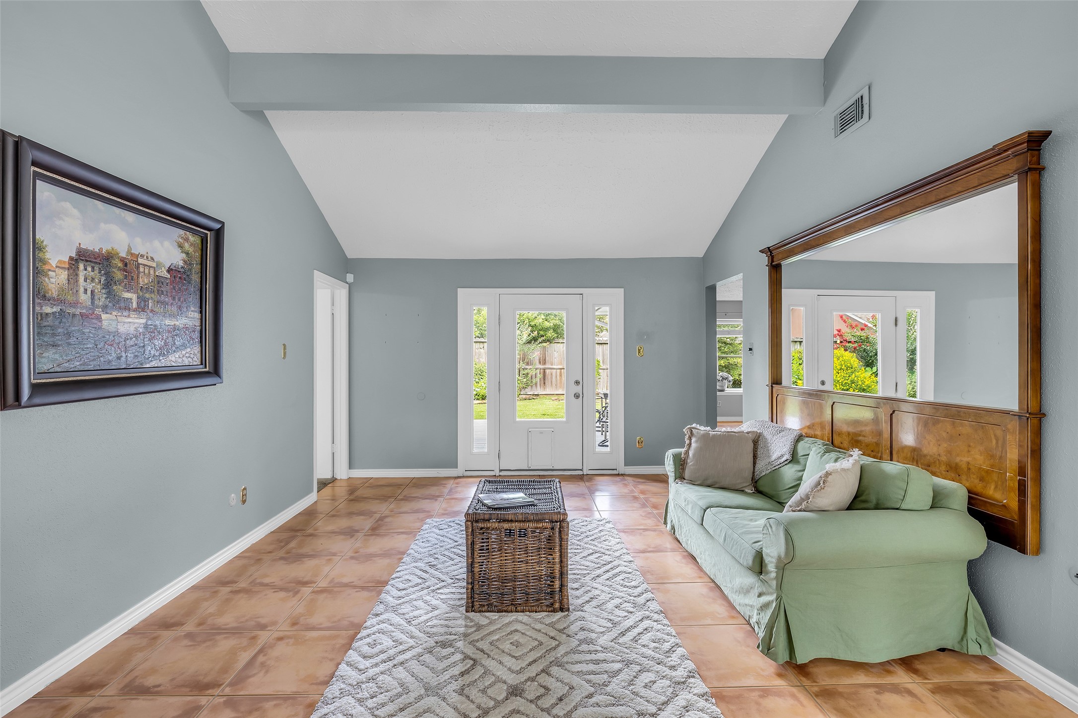 17314 Chapel Pine Street Spring, TX 77379 - Photo 10 of 44 The gorgeous mirror stays!