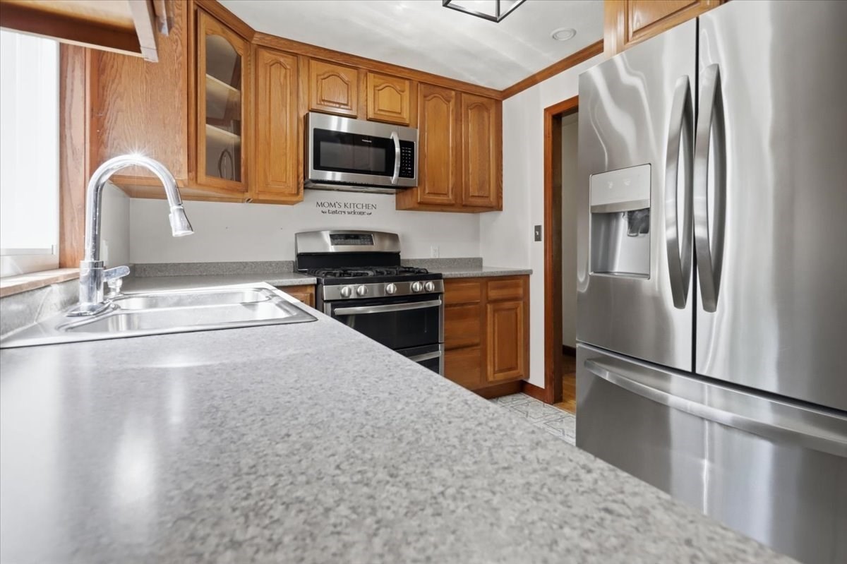 770 Old Warren Road Swansea, MA 02777 - Photo 21 of 41 Gallery Image 21