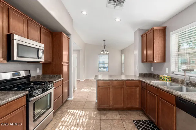 $418,000 | 2260 South Ponderosa Drive, Gilbert, AZ 85295