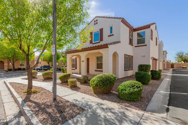 $418,000 | 2260 South Ponderosa Drive, Gilbert, AZ 85295
