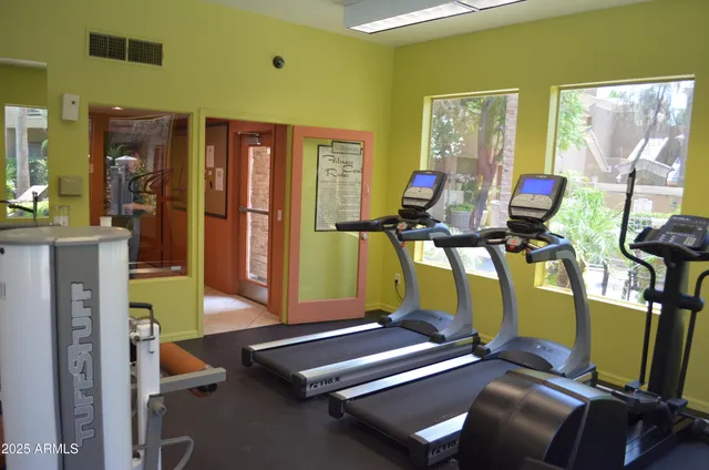 $1,695 | 4644 North 22nd Street, Unit 2133, Phoenix, AZ 85016