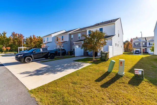 $1,845 | 74 Liam Street, Clayton, NC 27520