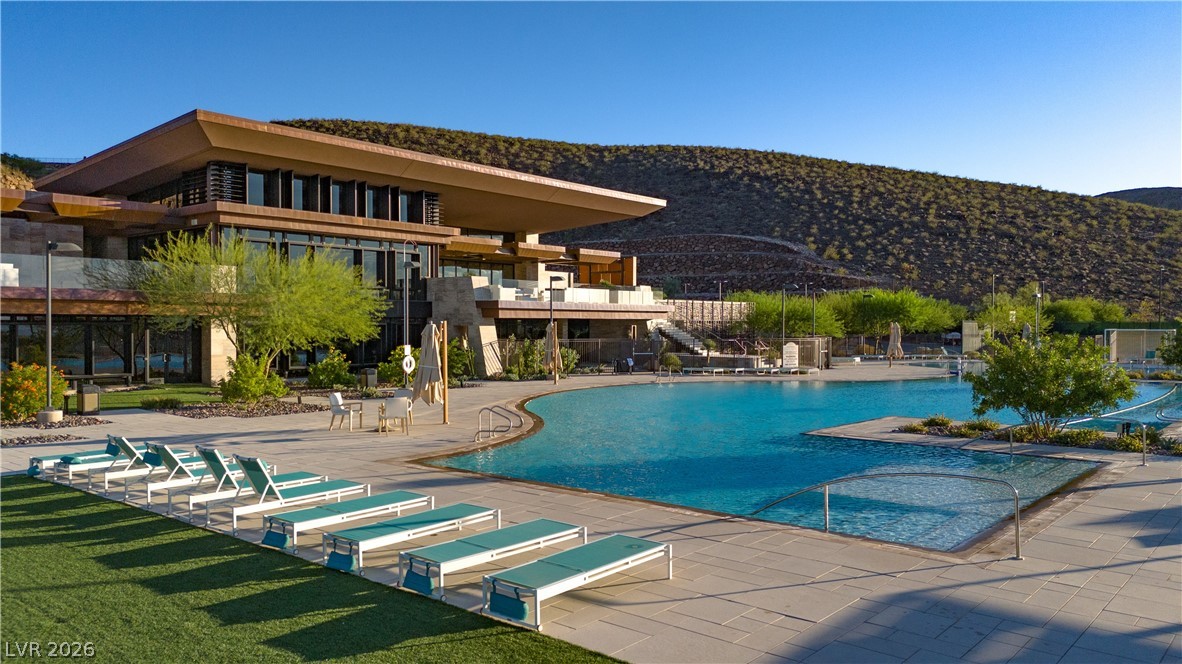 12 Wanderlust Court Henderson, NV 89012 - Photo 15 of 32