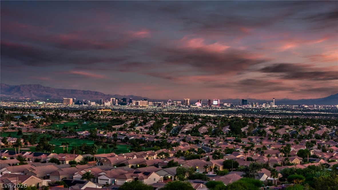 12 Wanderlust Court Henderson, NV 89012 - Photo 2 of 32
