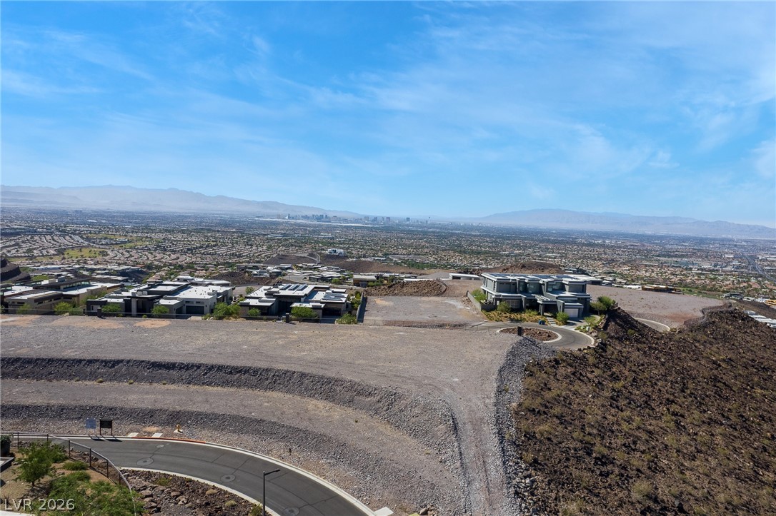 12 Wanderlust Court Henderson, NV 89012 - Photo 4 of 32