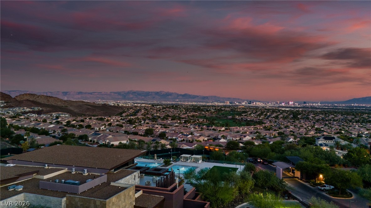 12 Wanderlust Court Henderson, NV 89012 - Photo 9 of 32