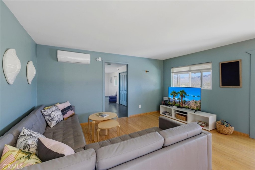 63434 2 Mile Road Joshua Tree, CA 92252 - Photo 7 of 48 LIVING AREA