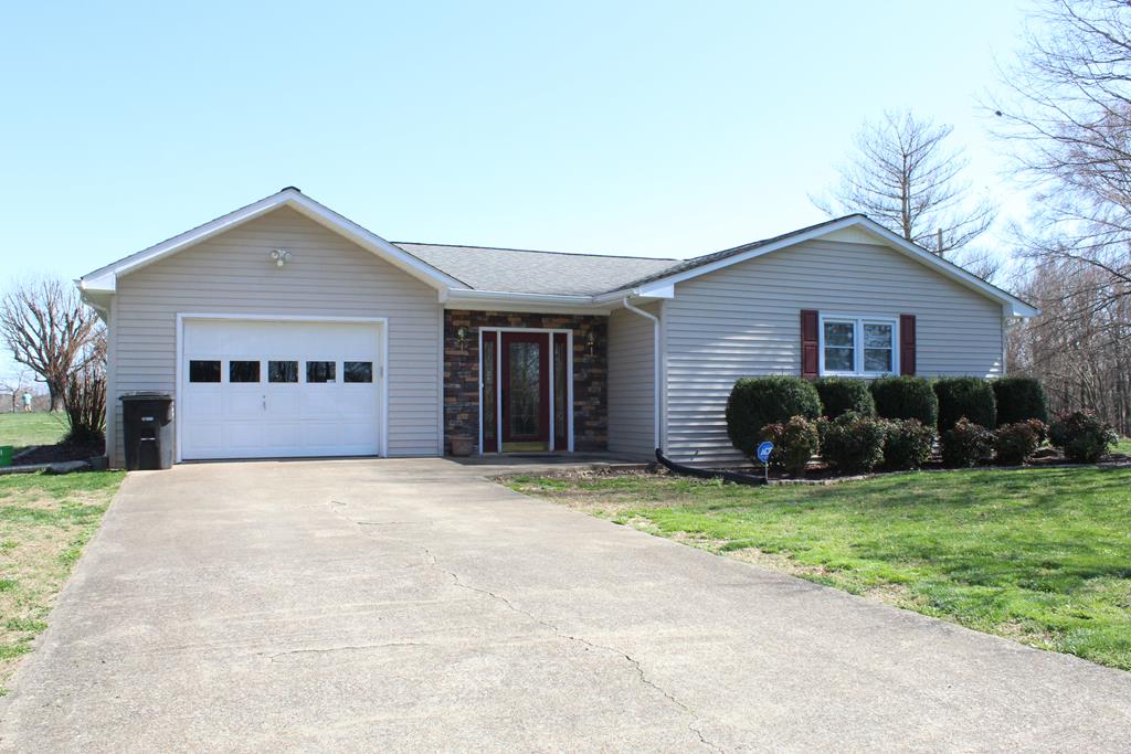 1820 Maplewood Road Glasgow, KY 42141 - Photo 1 of 1 Gallery Image 1