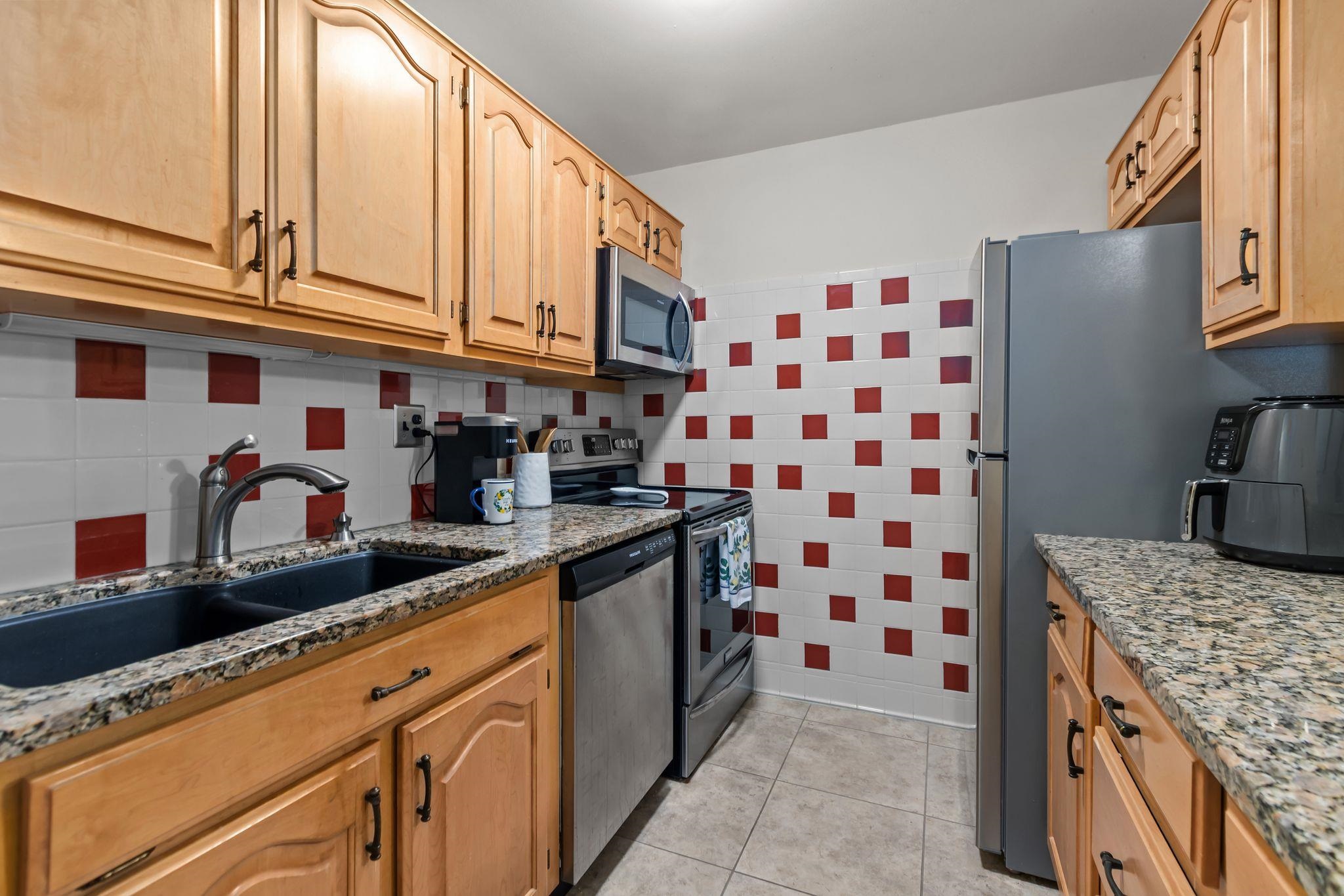 3182 Justin Court, Unit 5 Appleton, WI 54914 - Photo 13 of 32