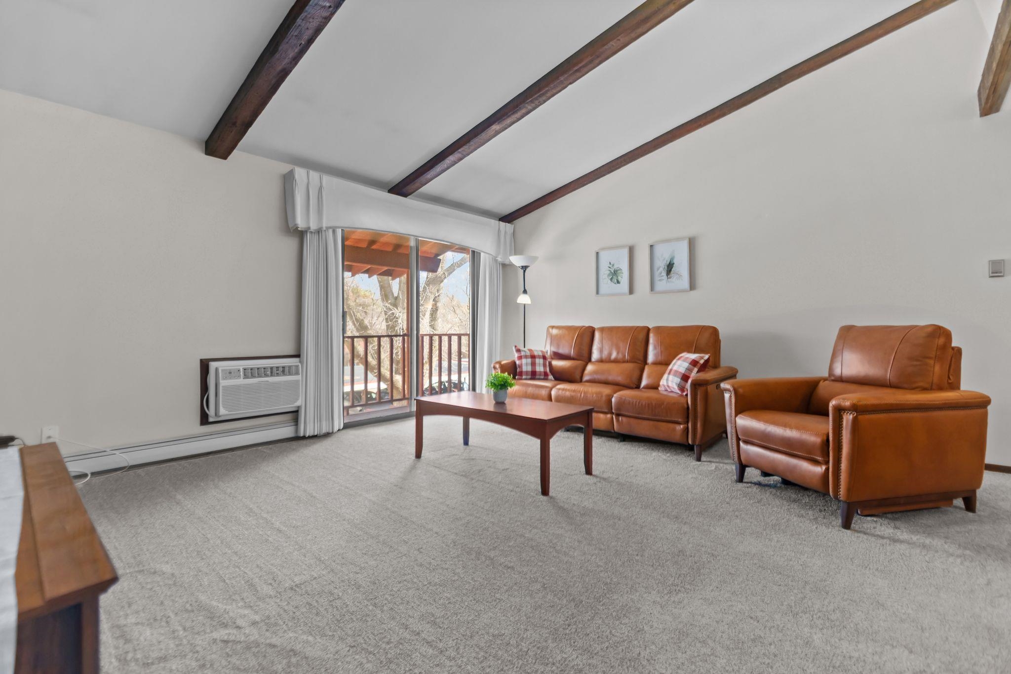 3182 Justin Court, Unit 5 Appleton, WI 54914 - Photo 3 of 32