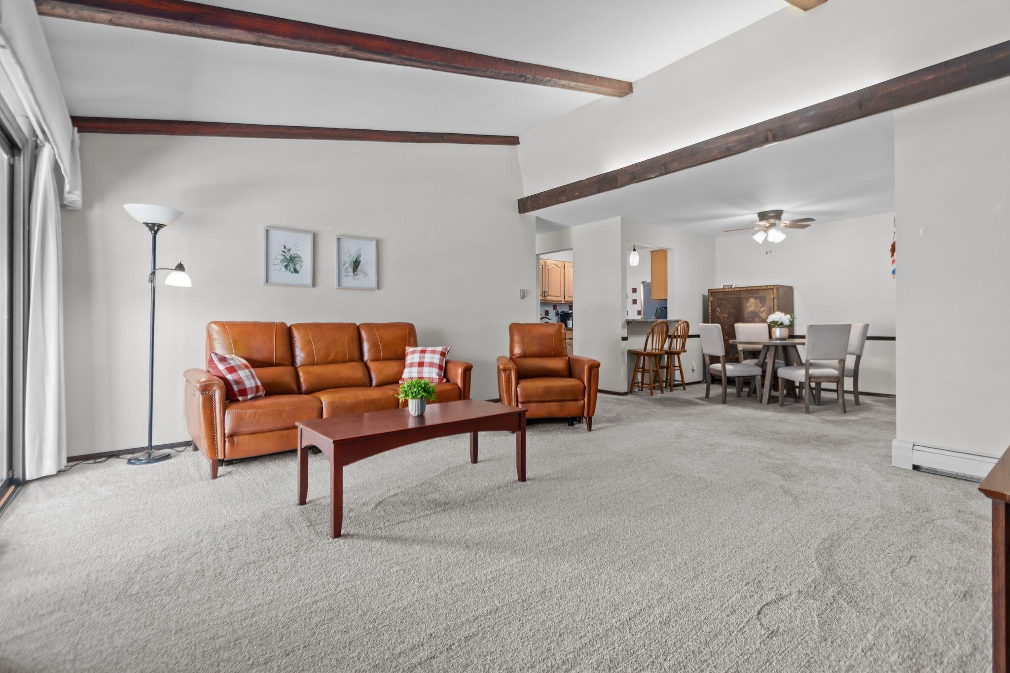 3182 Justin Court, Unit 5 Appleton, WI 54914 - Photo 5 of 32