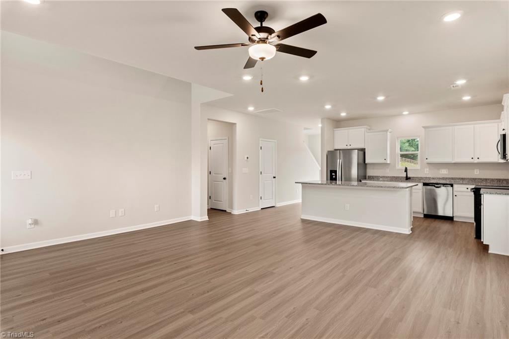 112 Tail Star Court King, NC 27021 - Photo 6 of 25