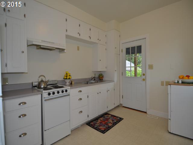5375 Southwest Watson Avenue Beaverton, OR 97005 - Photo 5 of 16 Gallery Image 5
