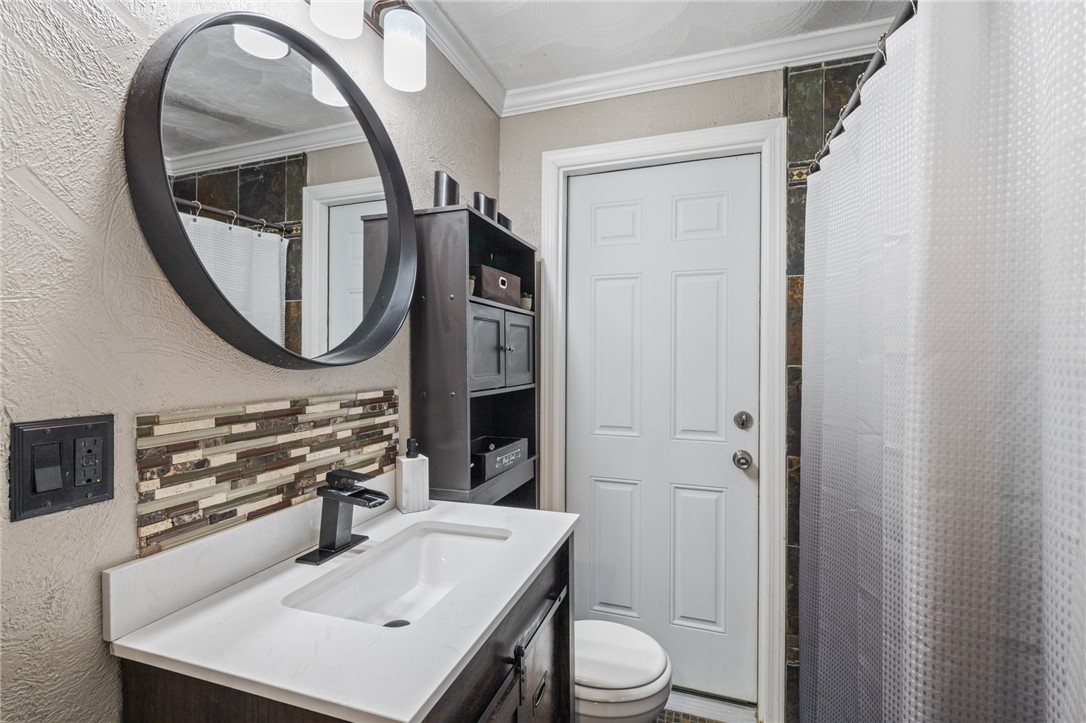 443 Lyceum Street Rochester, NY 14609 - Photo 21 of 44