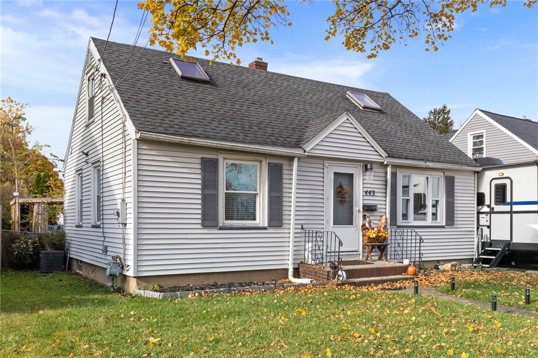 443 Lyceum Street Rochester, NY 14609 - Photo 3 of 44