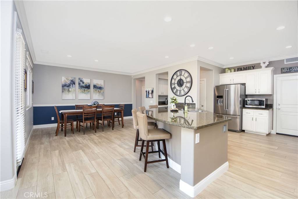 8578 Hunt Canyon Road Corona, CA 92883 - Photo 13 of 75 Informal Dining Area/Kitchen