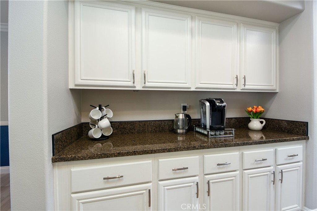 8578 Hunt Canyon Road Corona, CA 92883 - Photo 18 of 75 Butlers Pantry