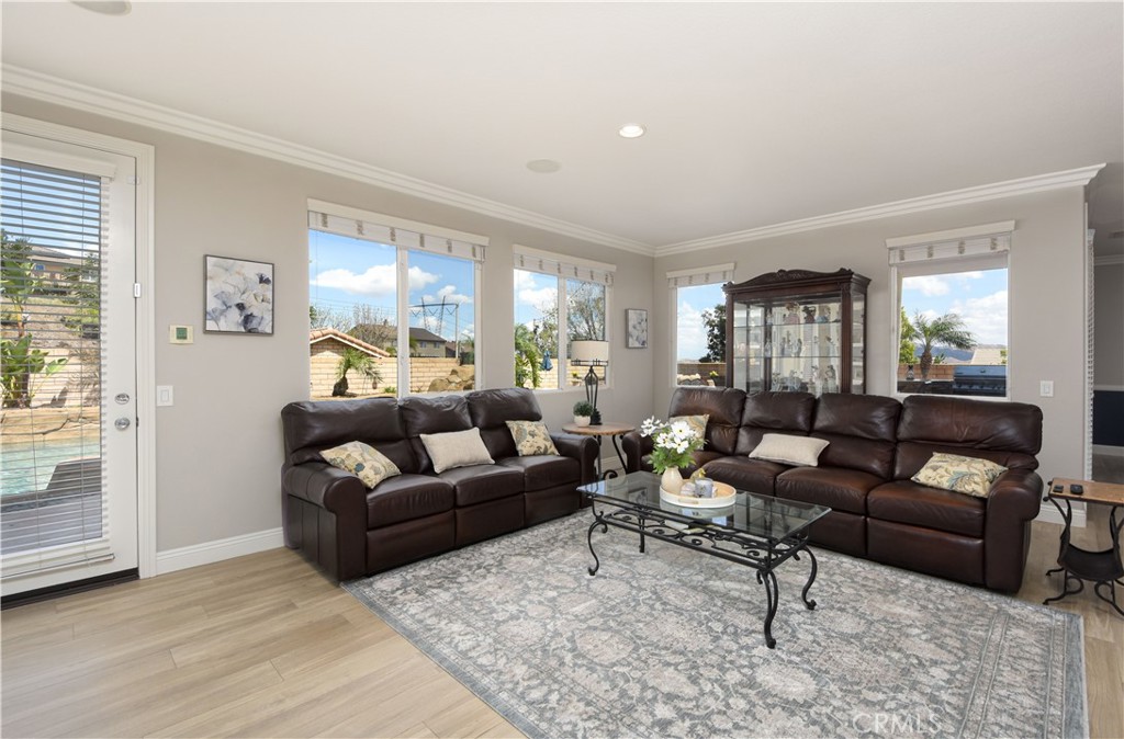 8578 Hunt Canyon Road Corona, CA 92883 - Photo 19 of 75 Family Room