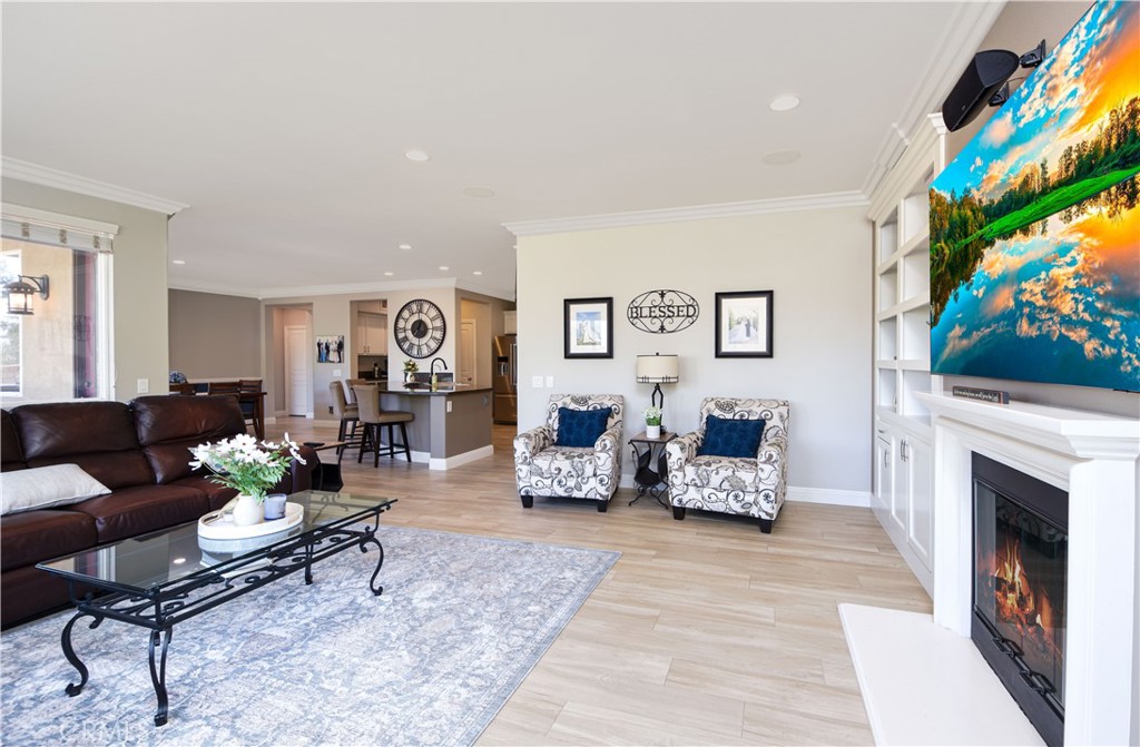 8578 Hunt Canyon Road Corona, CA 92883 - Photo 21 of 75 Family Room