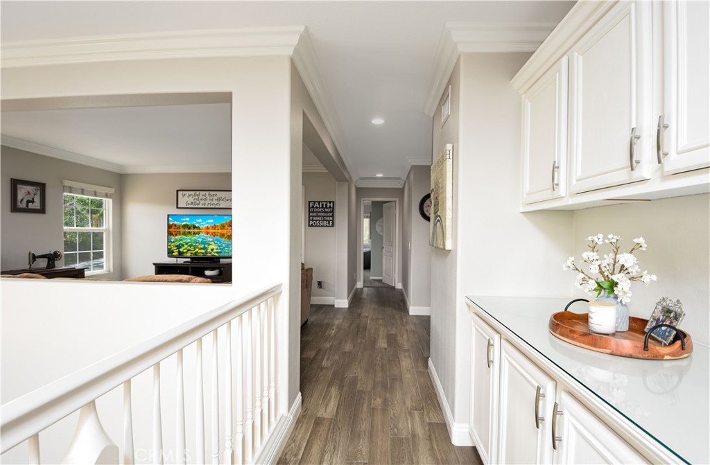 8578 Hunt Canyon Road Corona, CA 92883 - Photo 25 of 75 Upstairs Hall and Loft