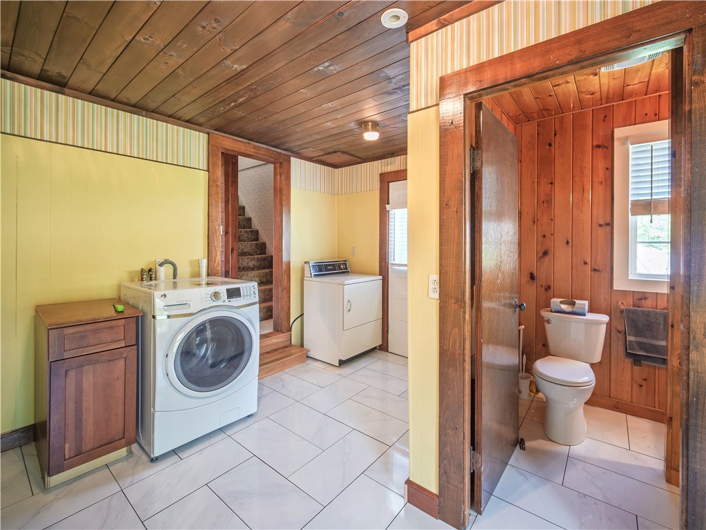 45 Phillips Street Woonsocket, RI 02895 - Photo 19 of 35