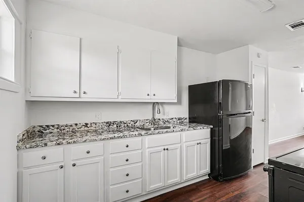 $1,295 | 2209 Barbell Lane, Fort Worth, TX 76111