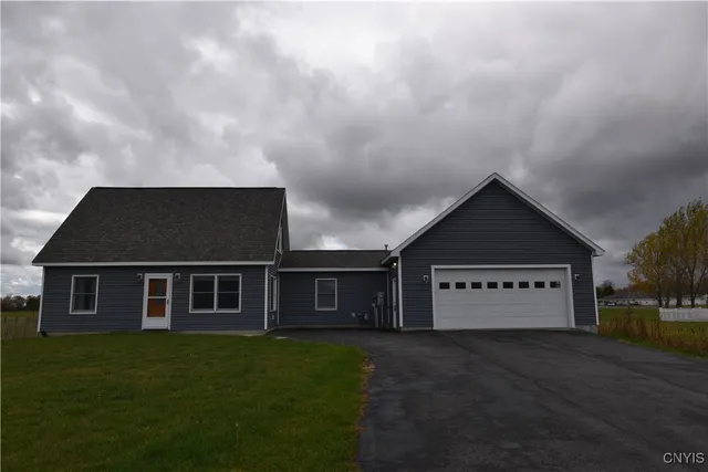 $2,050 | 25003 Highway 37, Pamelia, NY 13601