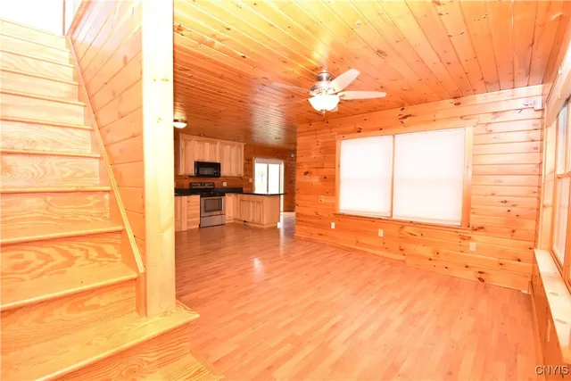 $2,050 | 25003 Highway 37, Pamelia, NY 13601