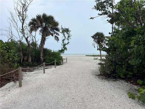 $395,000 | 486 Ponce De Leon Road, Sanibel, FL 33957