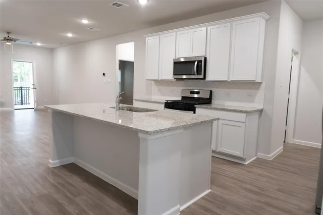 $2,300 | 64 Valiant Ridge Trail, Magnolia, TX 77354