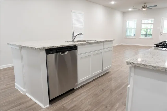 $2,300 | 64 Valiant Ridge Trail, Magnolia, TX 77354