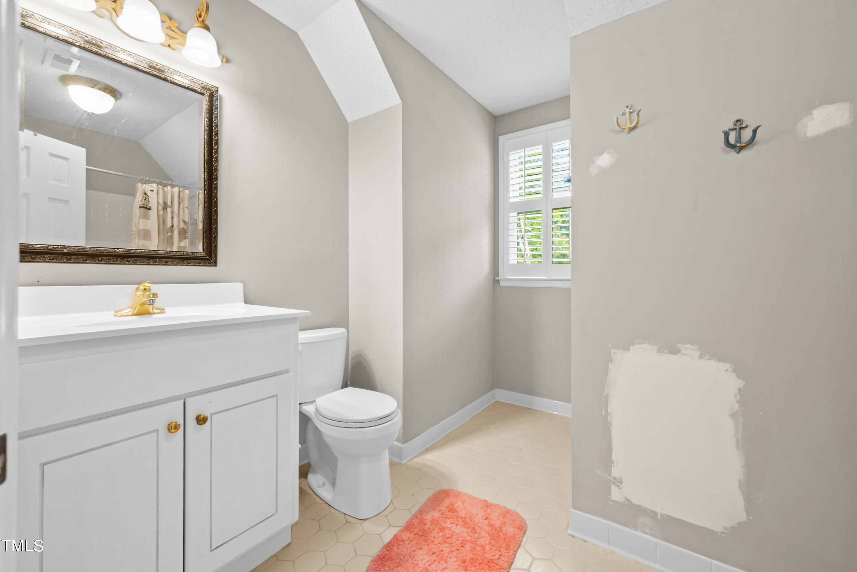 2725 Scottsdale Lane Raleigh, NC 27613 - Photo 24 of 31 Full Bath