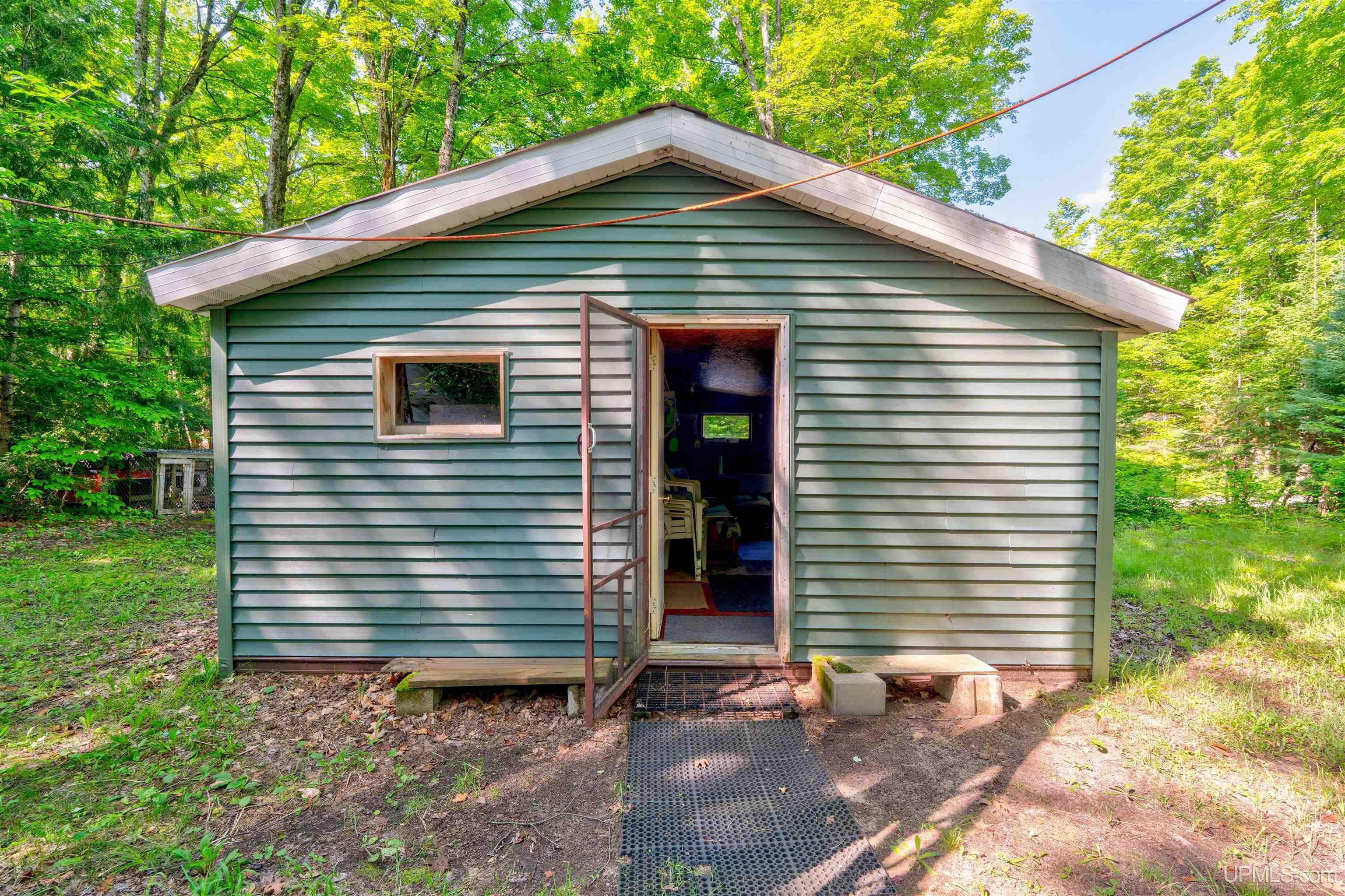 6590 County Road 445 Road Manistique, MI 49854 - Photo 4 of 30 Gallery Image 4