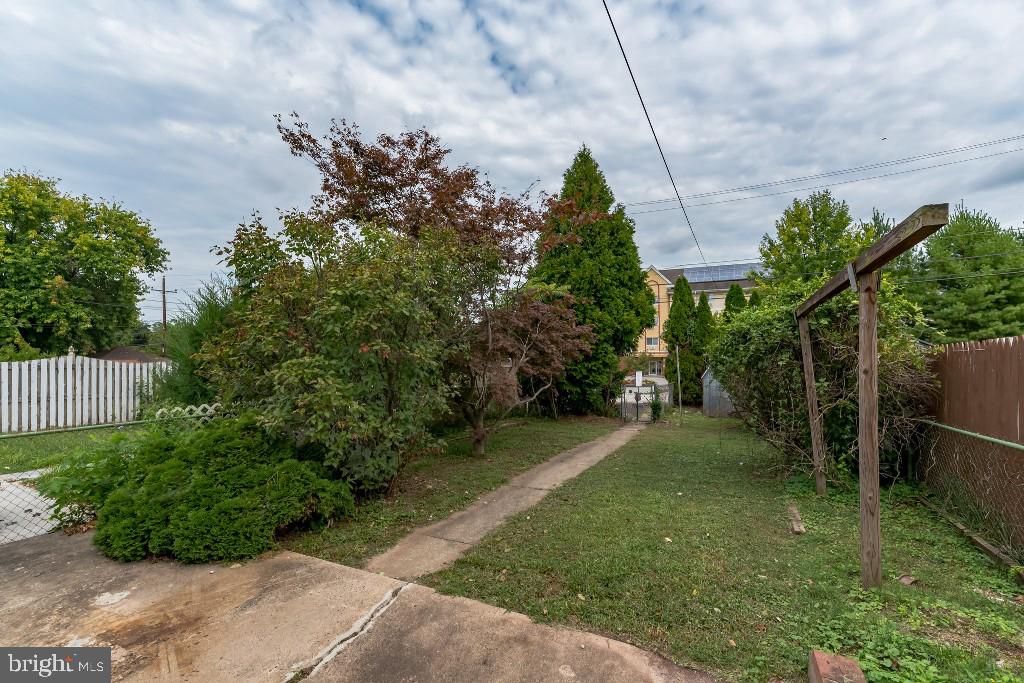 577 Nutt Road Phoenixville, PA 19460 - Photo 4 of 23 Gallery Image 4