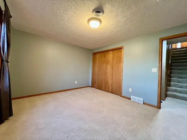 $689,000 | 83987 Ridge Creek Drive, Clinton, MN 56225