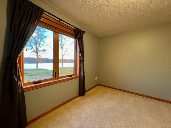 $689,000 | 83987 Ridge Creek Drive, Clinton, MN 56225