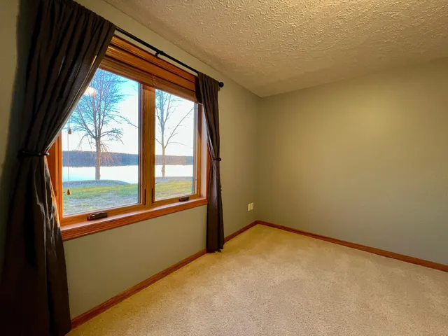 $689,000 | 83987 Ridge Creek Drive, Clinton, MN 56225