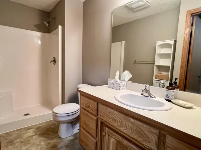 $689,000 | 83987 Ridge Creek Drive, Clinton, MN 56225