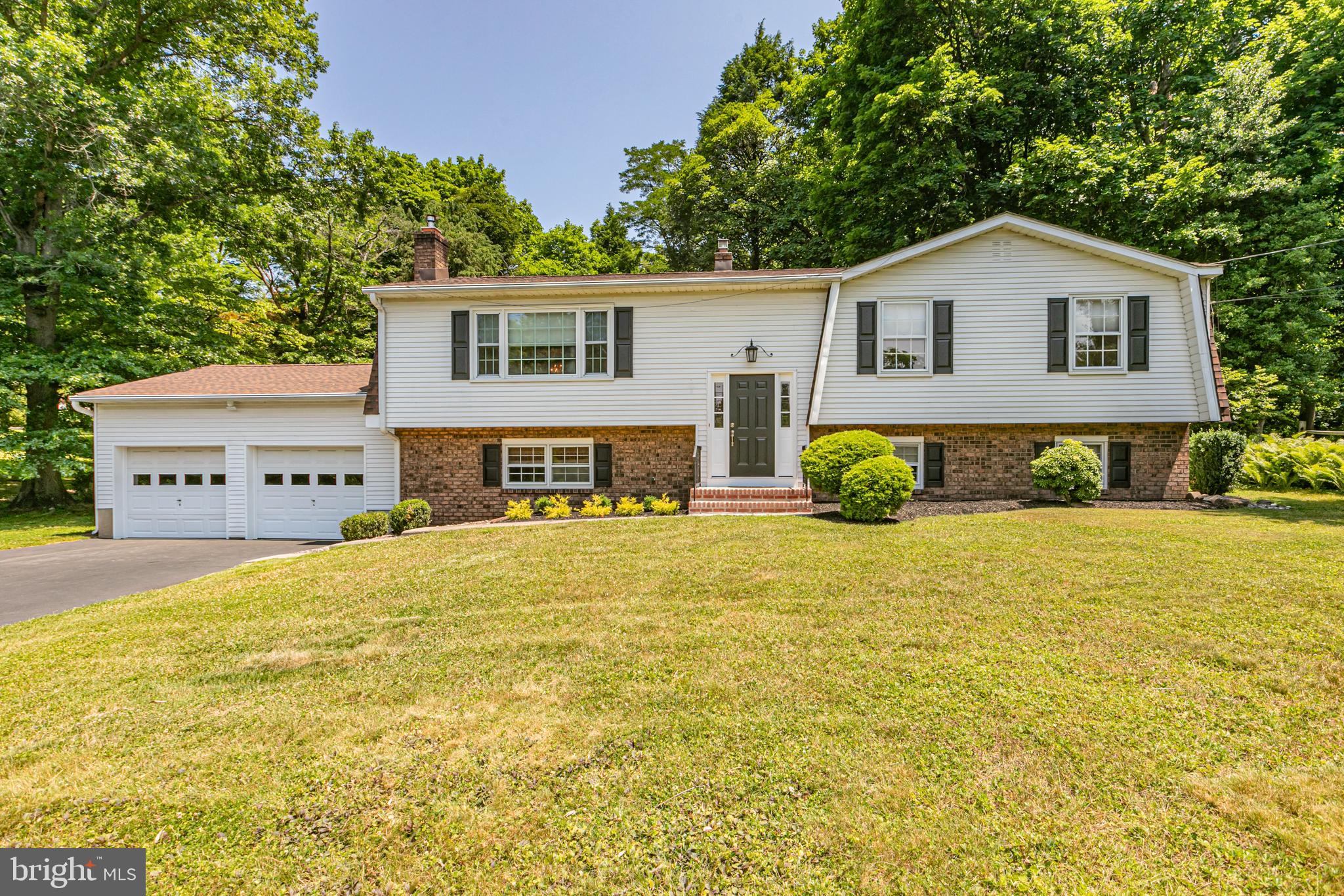 1018 Upper River Road Ewing, NJ 08628 - Photo 1 of 31 Exterior