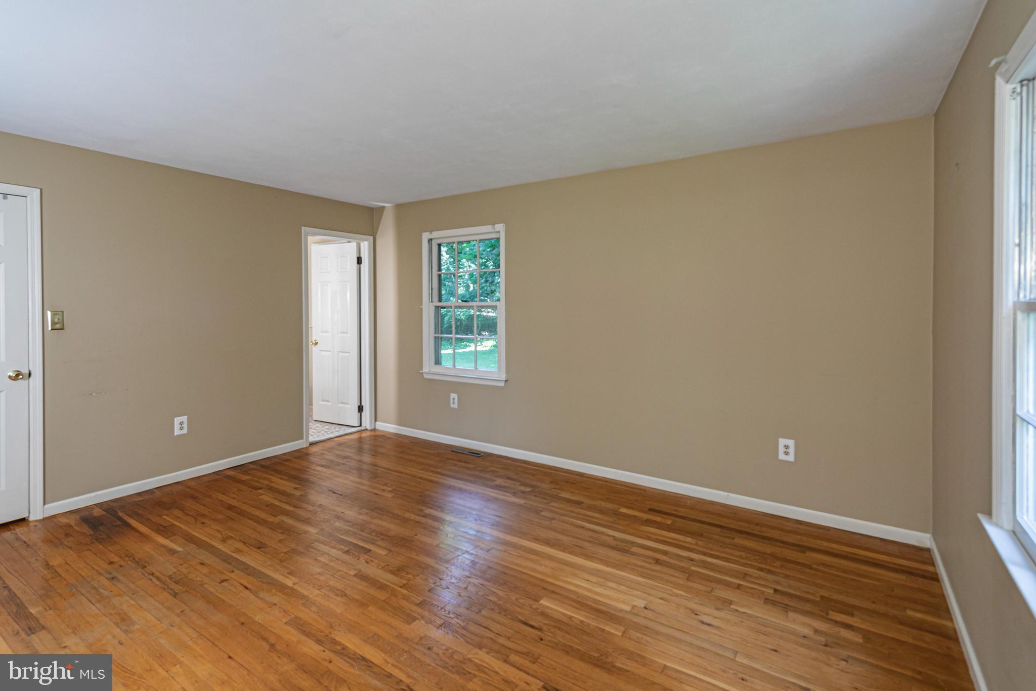 1018 Upper River Road Ewing, NJ 08628 - Photo 13 of 31 MBR