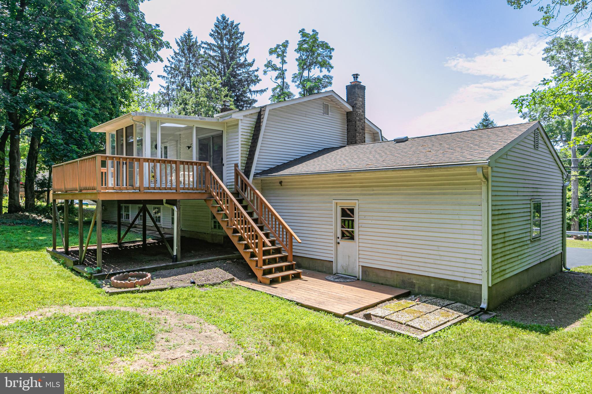 1018 Upper River Road Ewing, NJ 08628 - Photo 26 of 31 Rear View