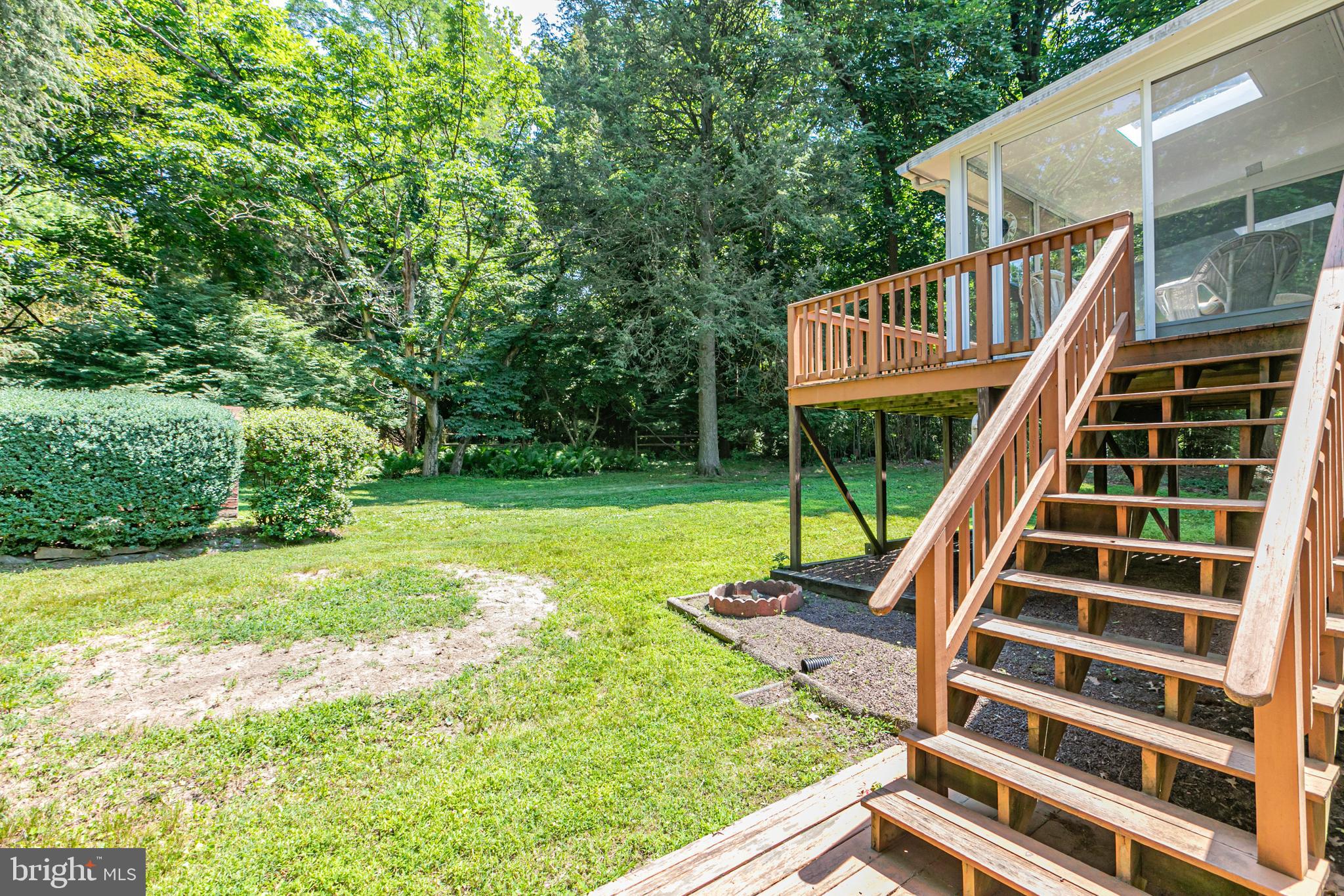 1018 Upper River Road Ewing, NJ 08628 - Photo 28 of 31 Stair to Porch