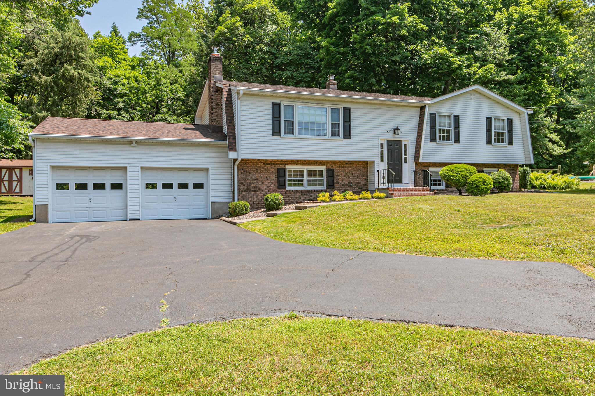 1018 Upper River Road Ewing, NJ 08628 - Photo 31 of 31 Front View