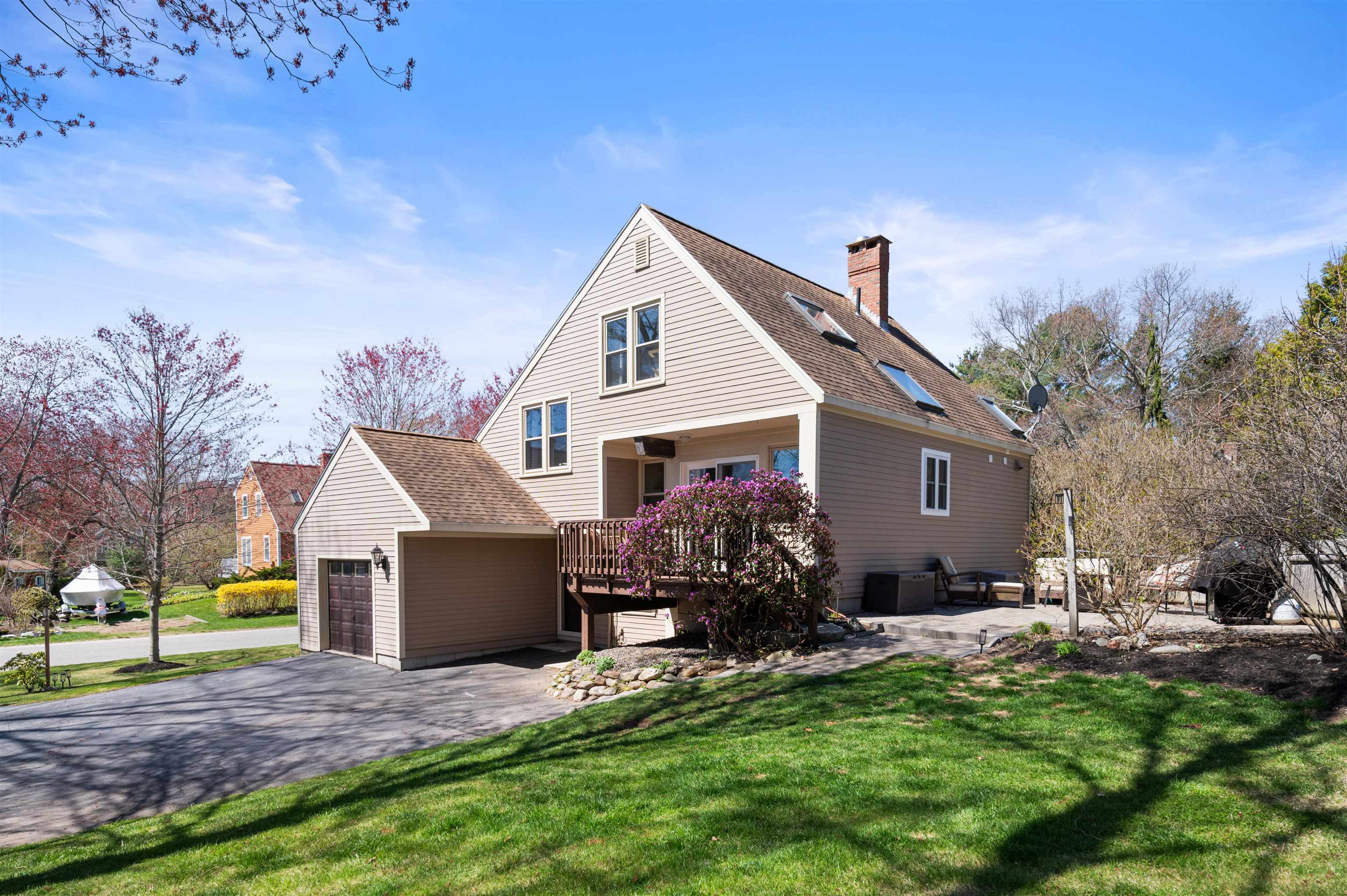 41 Esker Road Hampton, NH 03842 - Photo 4 of 47 Gallery Image 4