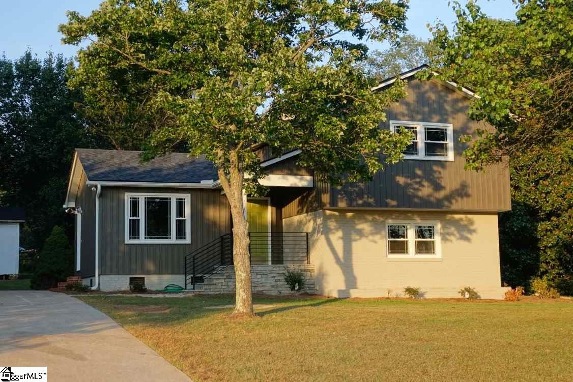 104 State Rd S-42-7477 Greer, SC 29651 - Photo 1 of 20 Gallery Image 1
