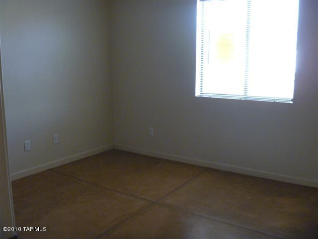 823 West Simmons Road Tucson, AZ 85705 - Photo 10 of 15