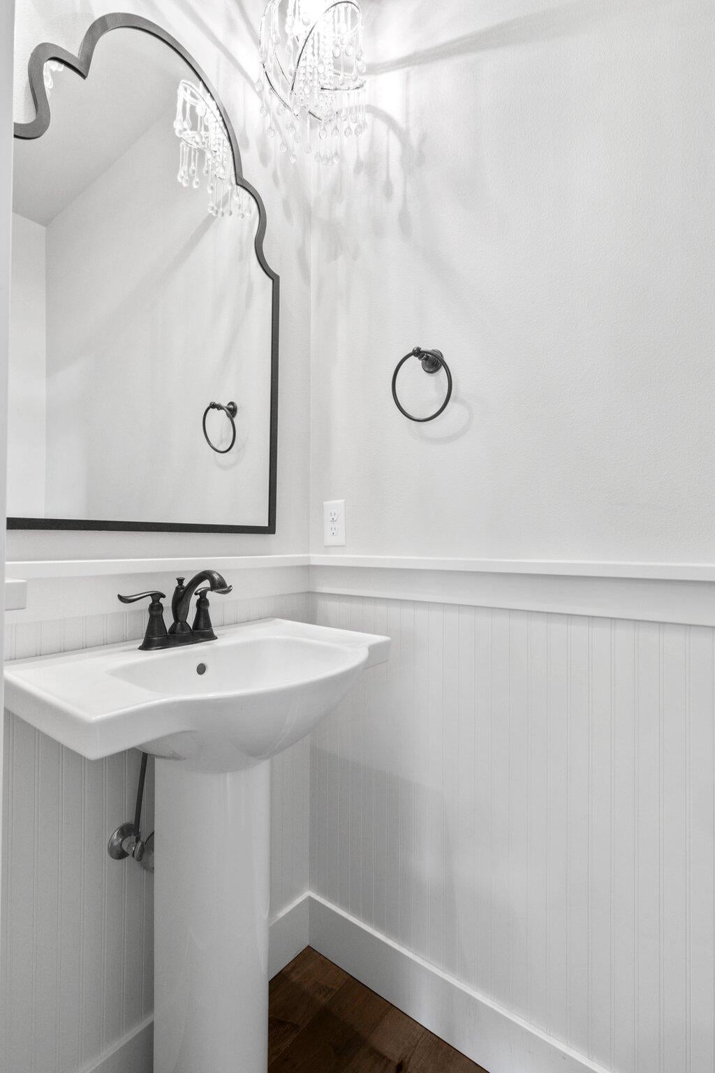 1216 Boulder Ridge Street Central Point, OR 97502 - Photo 15 of 23 15
